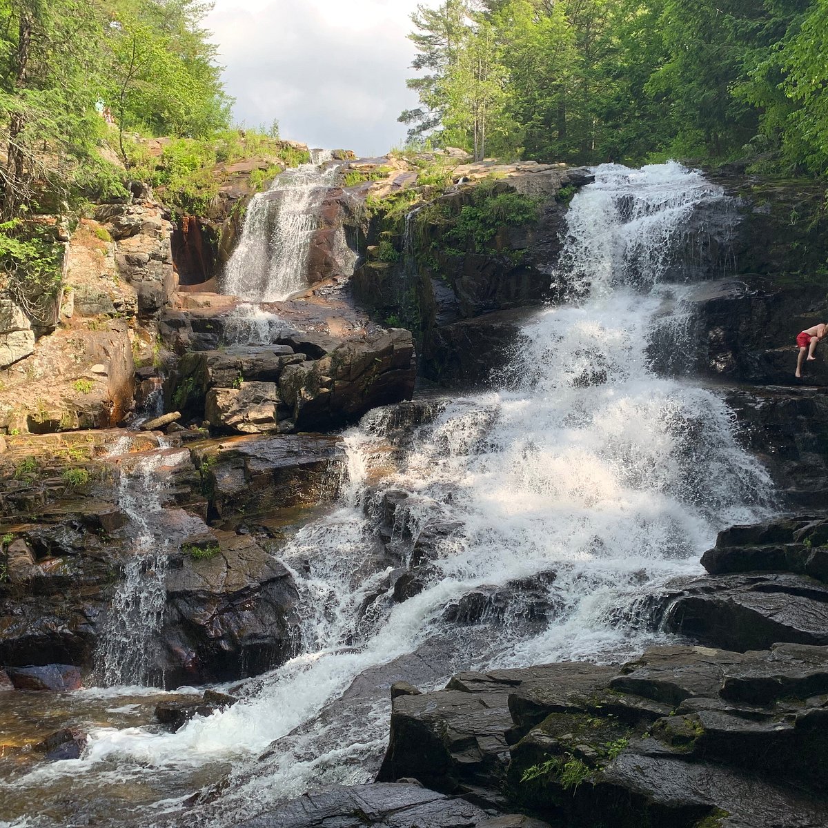 Shelving Rock Falls